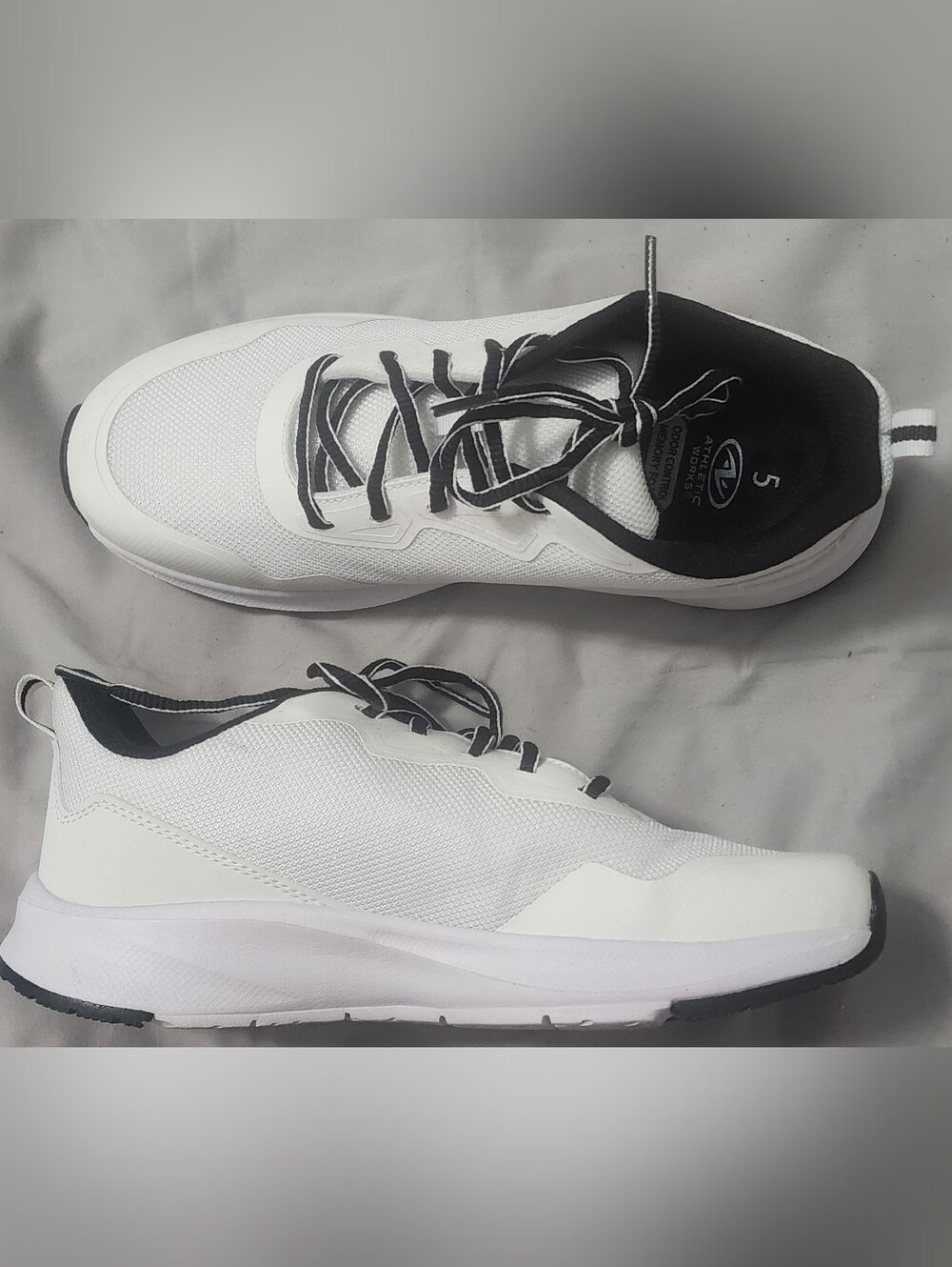 Athletic Works BoysWhite and Black Memory Foam Sneakers